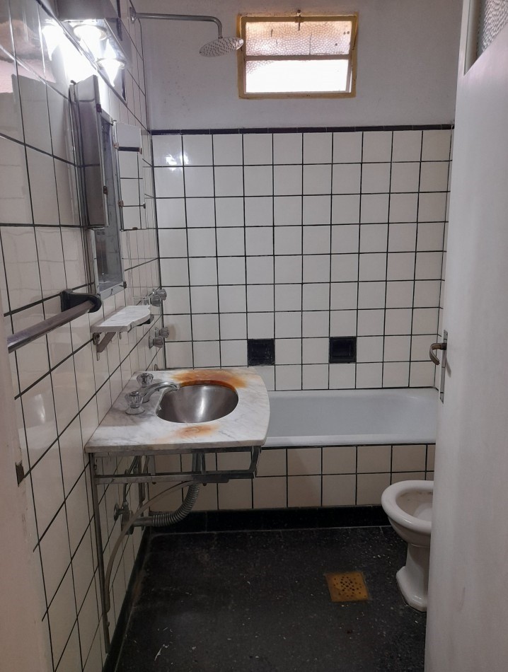 CASA CON PILETA