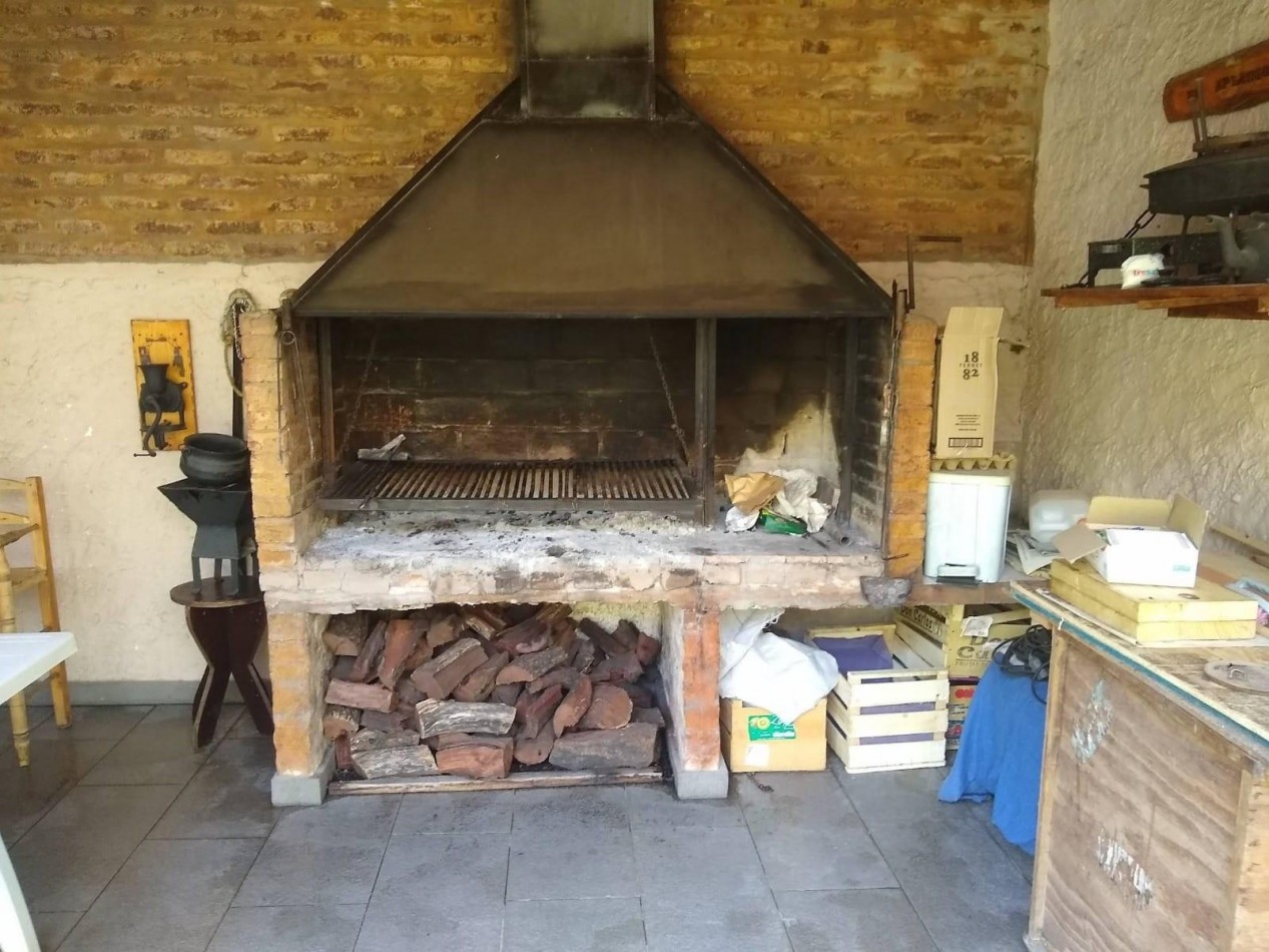 CASA CON TERRENO