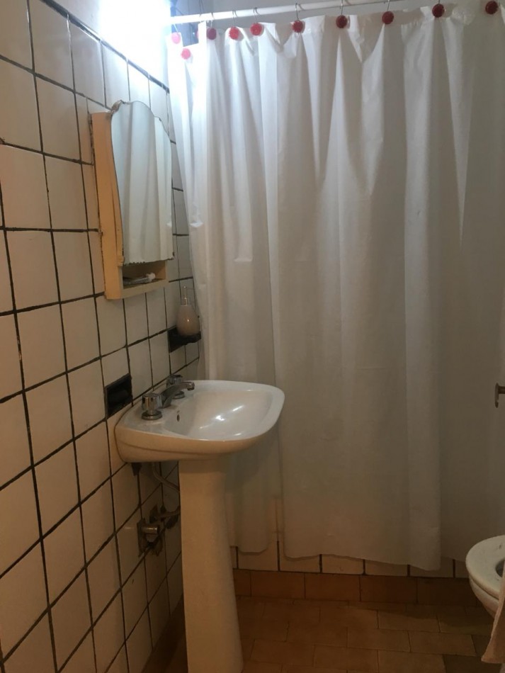 DEPTO 1° PISO CON TERRAZA