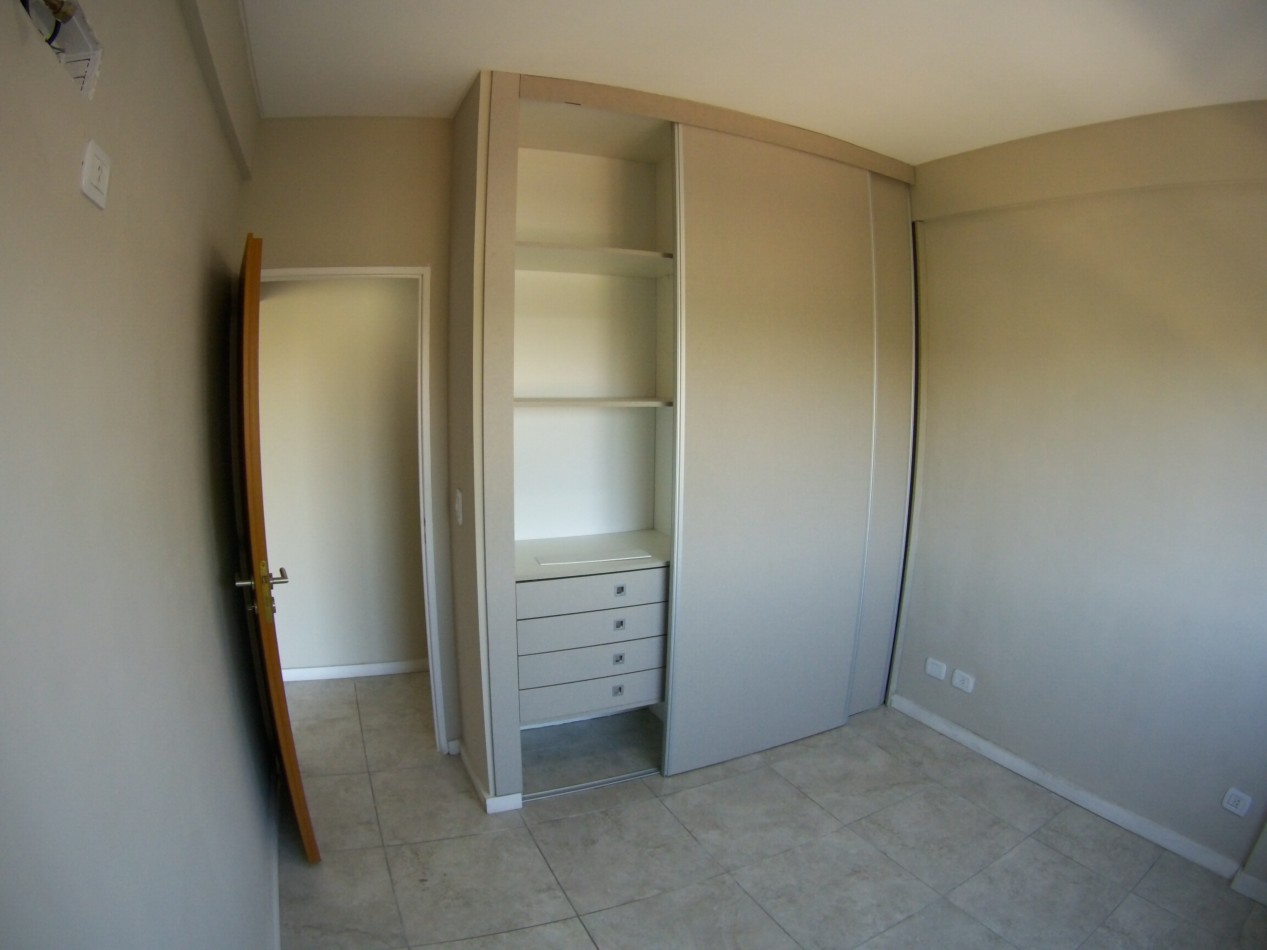 DEPARTAMENTO 2 AMB CON COCHERA Y BALCON