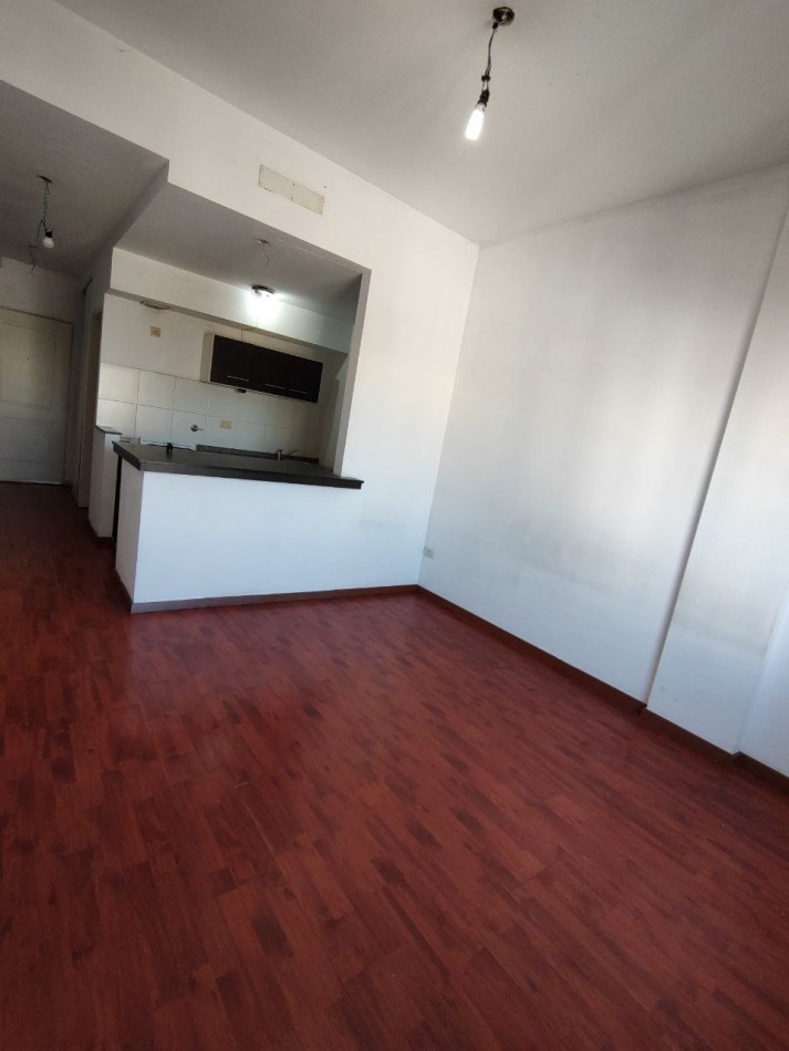 MONOAMBIENTE C COCHERA APTO PROFESIONAL