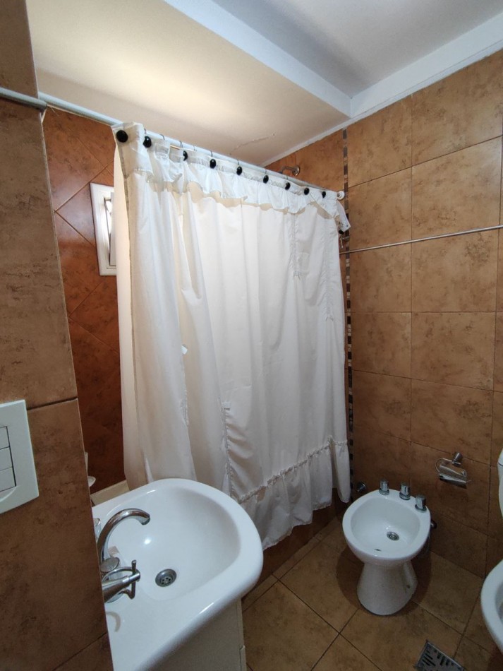 MONOAMBIENTE C COCHERA APTO PROFESIONAL