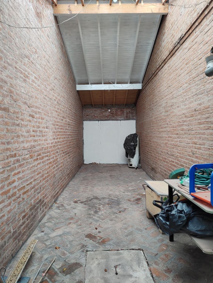 Casa Remodelada a Nueva con Gran Parque en Adrogue - Ubicacion Privilegiada