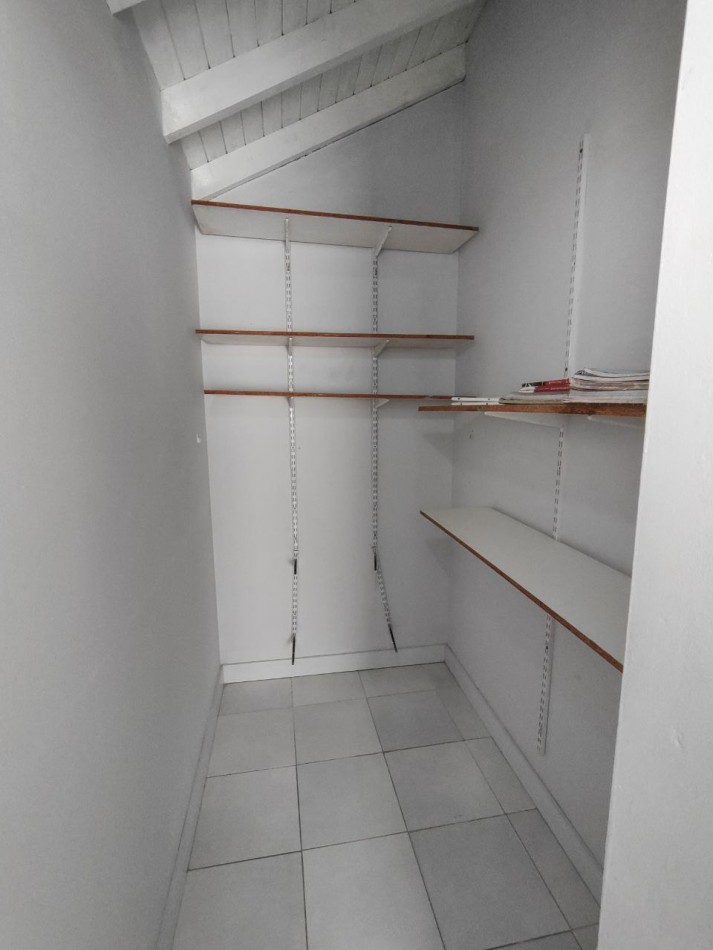 Casa Remodelada a Nueva con Gran Parque en Adrogue - Ubicacion Privilegiada