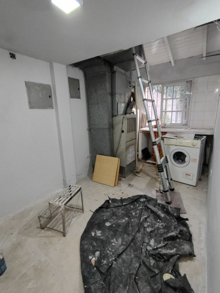 Casa Remodelada a Nueva con Gran Parque en Adrogue - Ubicacion Privilegiada