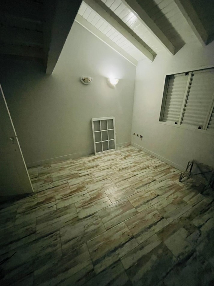 Casa Remodelada a Nueva con Gran Parque en Adrogue - Ubicacion Privilegiada
