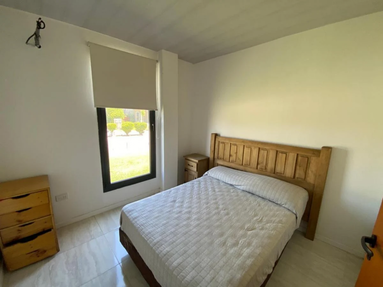Moderna casa 4 dormitorios con pileta en Horizontes al Sur - Lista para mudarse