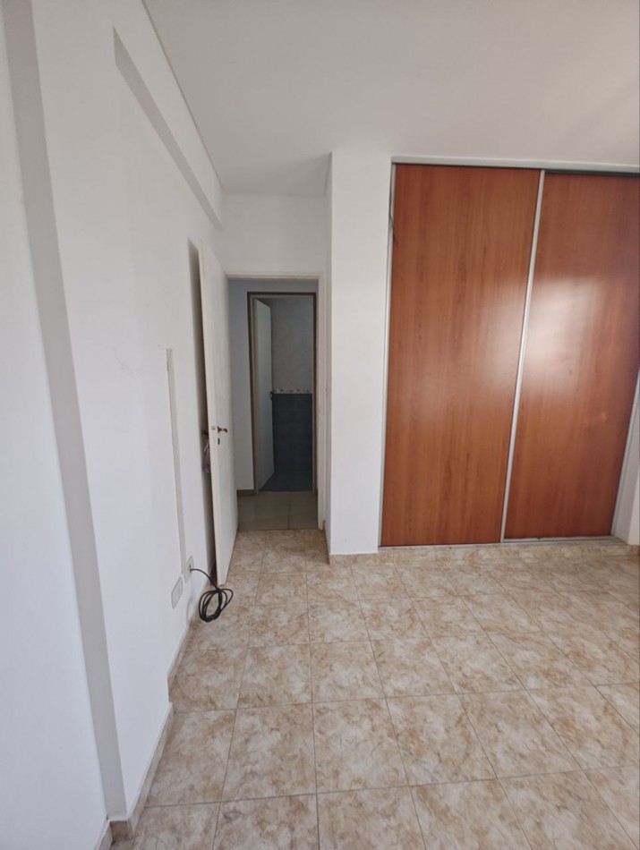 Dpto con cochera en venta