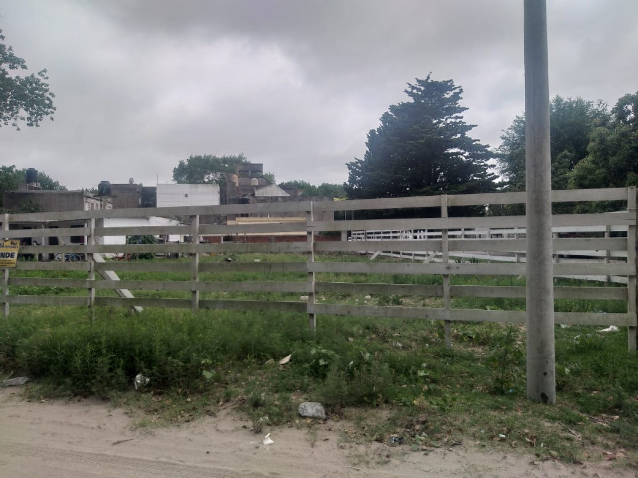 Lote esquina c/planos aprobados en Zona Norte