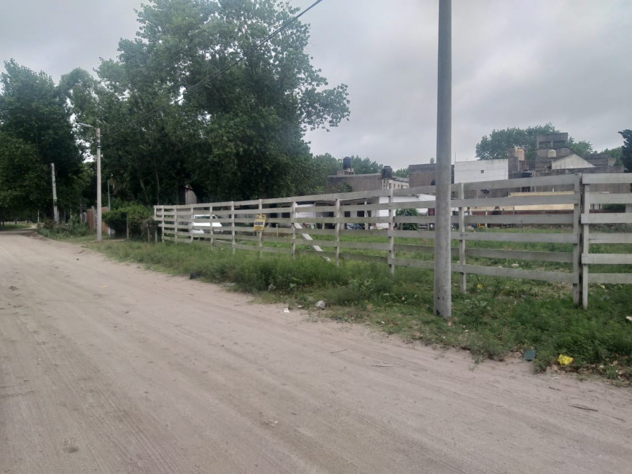 Lote esquina c/planos aprobados en Zona Norte