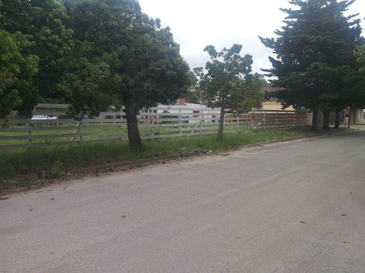 Lote esquina c/planos aprobados en Zona Norte