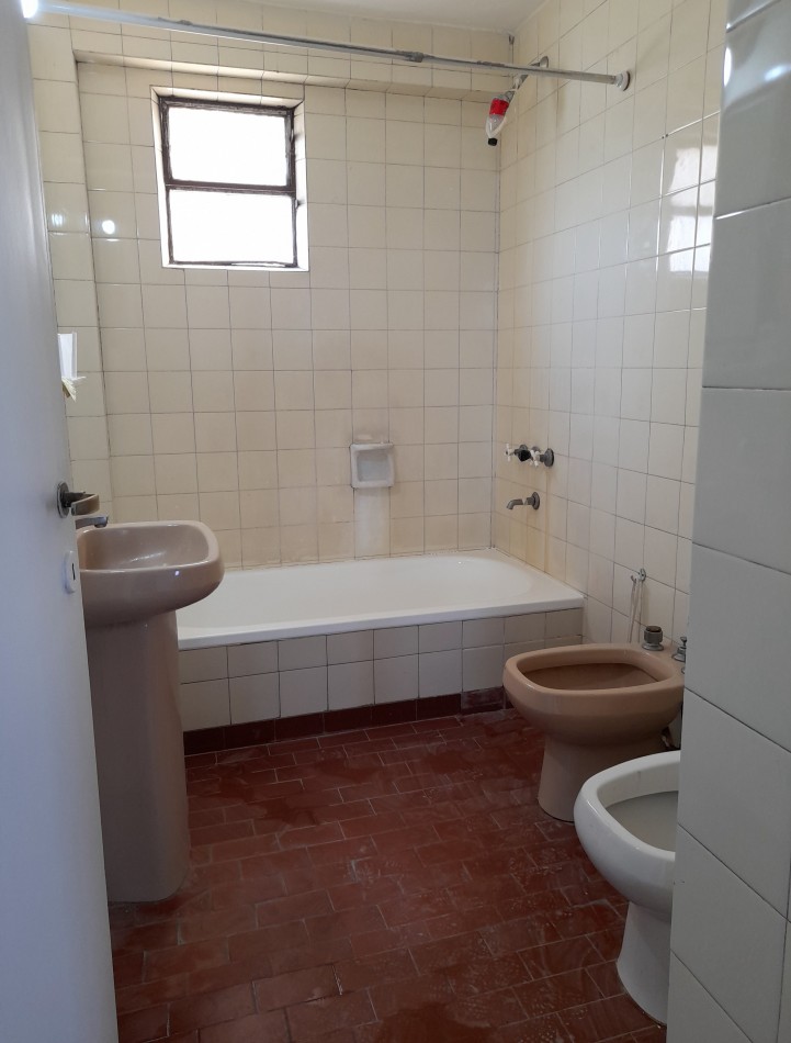 ALQUILER - Departamento 3 Ambientes