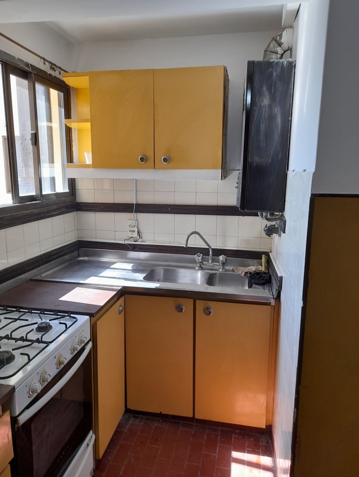 ALQUILER - Departamento 3 Ambientes