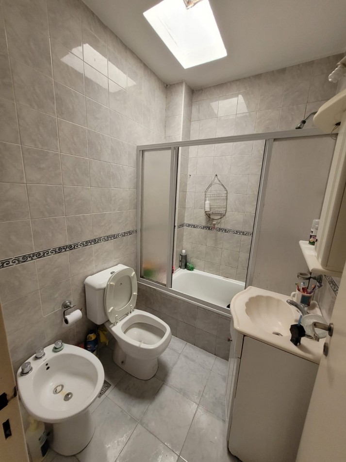 Duplex 3 amb, con cochera y patio