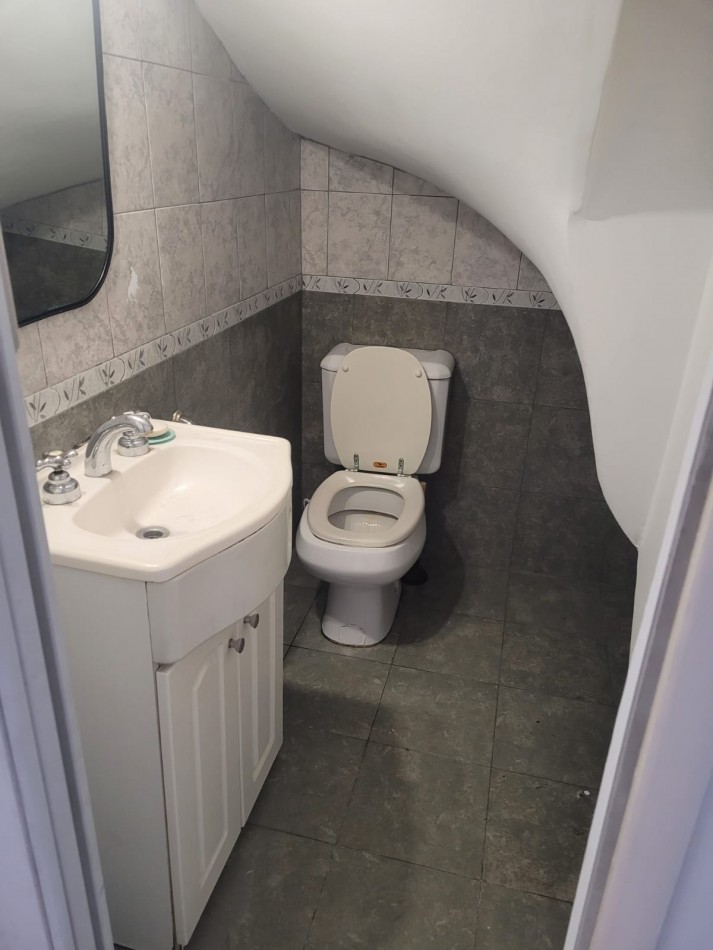 Duplex 3 amb, con cochera y patio